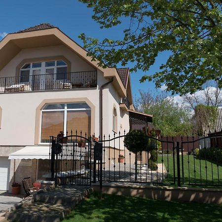 Rita-Var Szallashely Nyiregyhaza Bagian luar foto