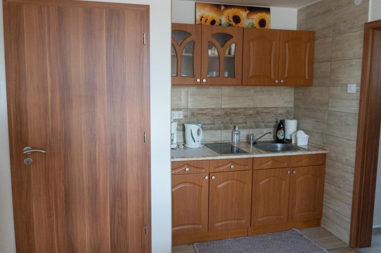 Rita-Var Szallashely Nyiregyhaza Bagian luar foto